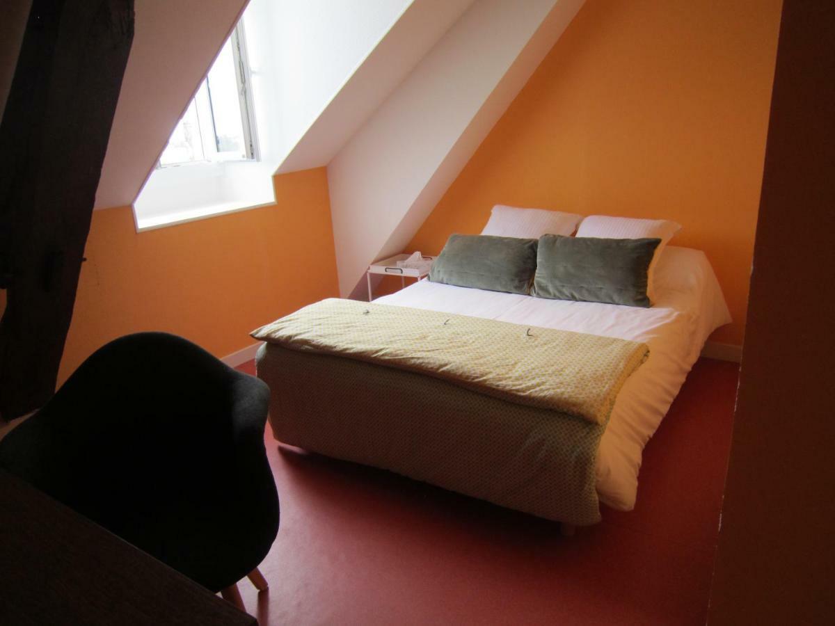 Le Camelia Hotell Ruillé-Froid-Fonds Exteriör bild